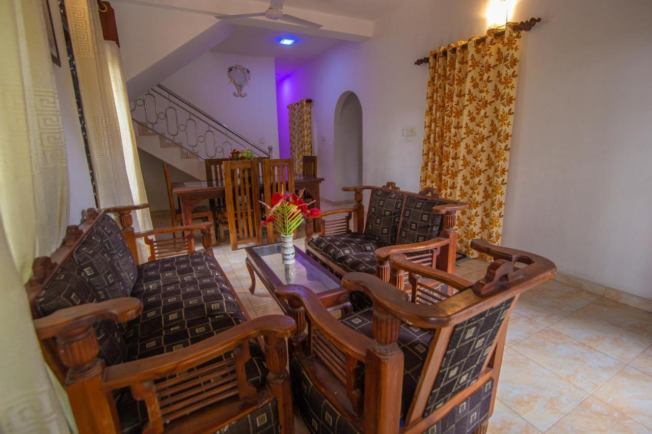 Mountain Gem Villa Хіккадува Екстер'єр фото